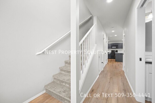 Foto del edificio - 338 W 6th St