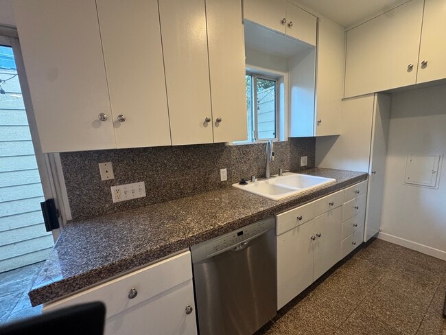 Foto del edificio - 2912 11th St