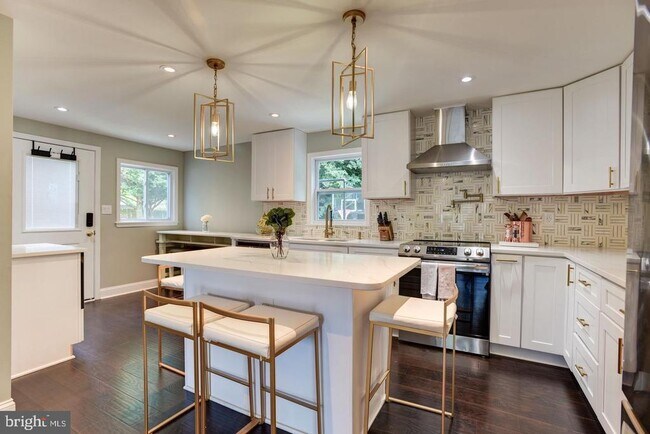 Foto del edificio - 7310 Torran Rocks Way