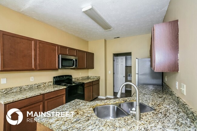 Building Photo - 4906 Clarkson Dr