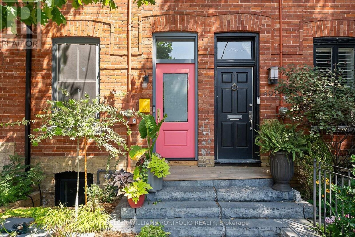 Primary Photo - 493 Sackville St