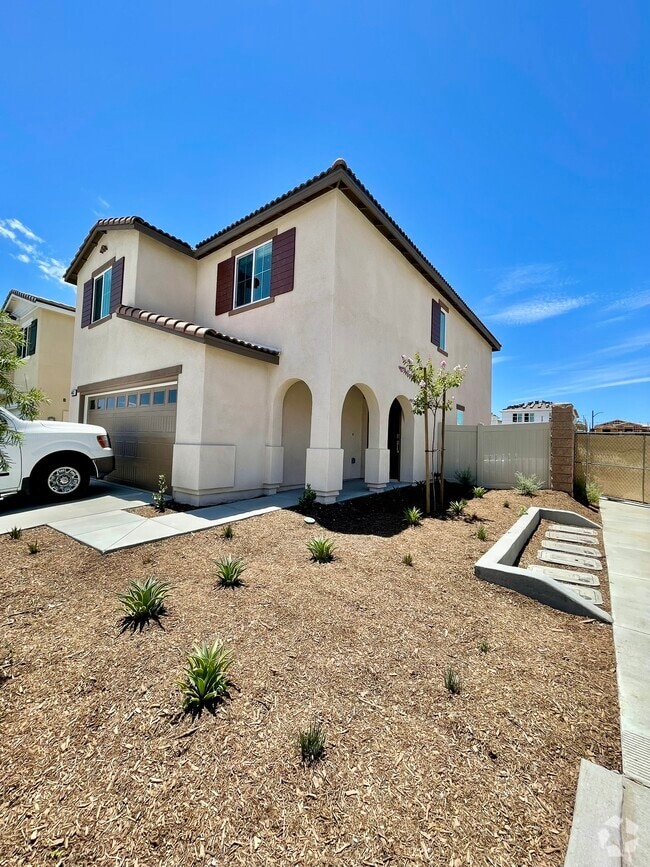 Building Photo - 14063 Starlene St