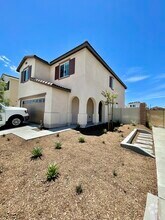 Building Photo - 14063 Starlene St