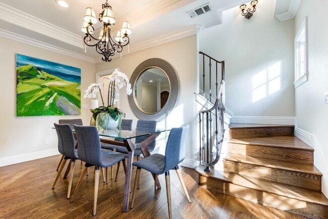 Foto del edificio - 140 Tennyson Ave