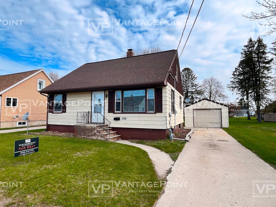 Foto principal - 2410 16th St