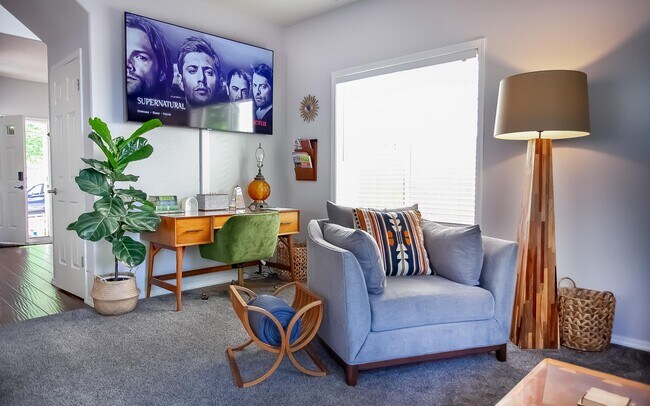 Foto del edificio - 5615 NE 75th Ave