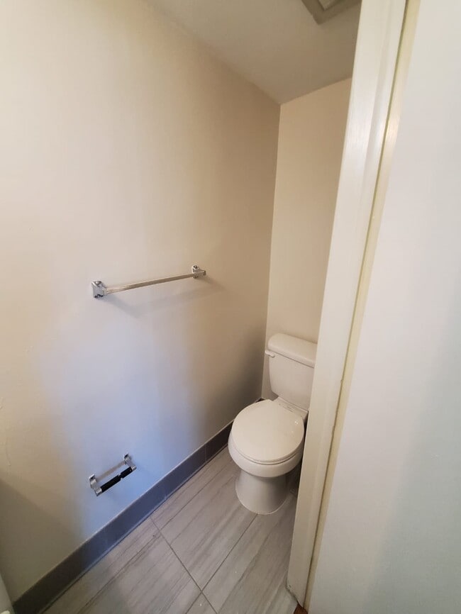 Foto del edificio - 534 Church Rd