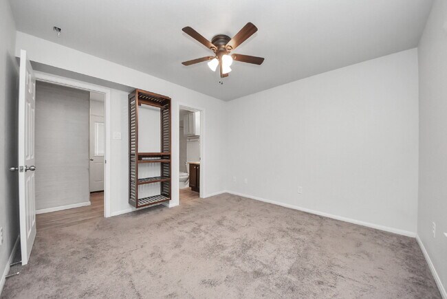 Building Photo - Lake Conroe Living with a Backyard Built for Summer