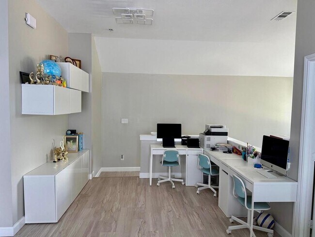 Foto del edificio - 22430 Tullis Trail Ct