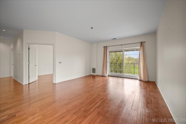 Building Photo - 187 Hunt Club Dr