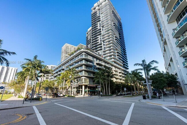 Foto del edificio - 121 NE 34th St