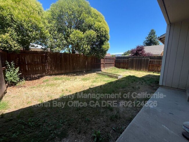 Foto del edificio - 470 Sherry Dr