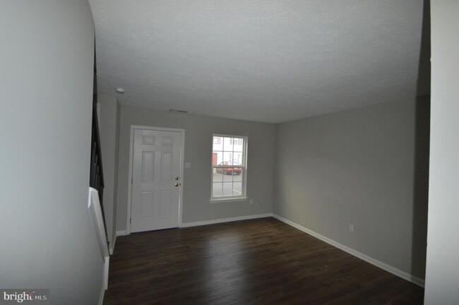 Foto del edificio - 680 Smithfield Ave