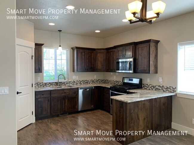 Foto del edificio - 9445 W Woodland Ln
