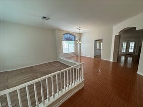 Building Photo - 2109 N Cedar Hills St