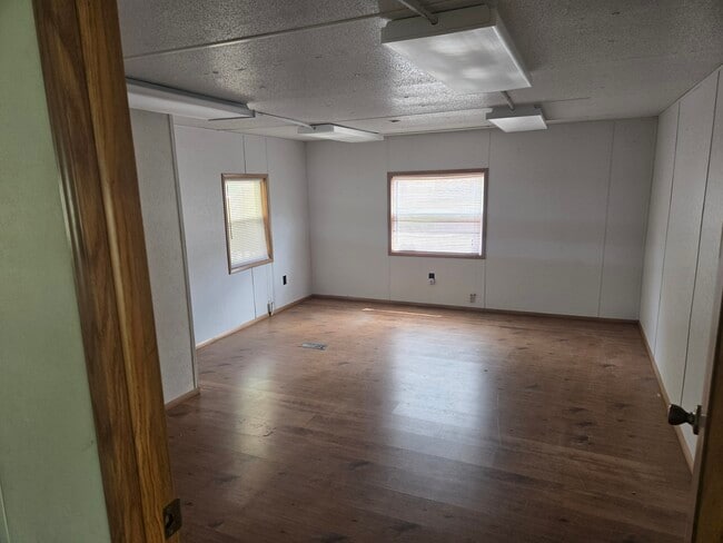 Building Photo - 12525 Knollwood Ln