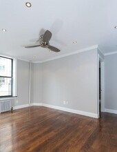 Building Photo - 343 E 8th St
