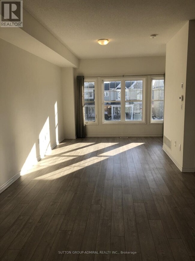 Building Photo - 9 Dunes Dr