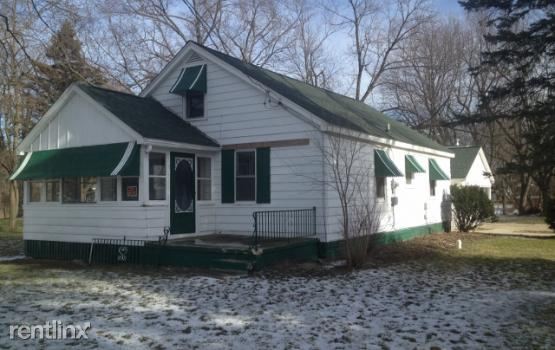 Primary Photo - 3015 S Vassar Rd