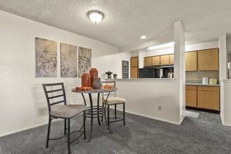 Pine Oaks Apartments photo'