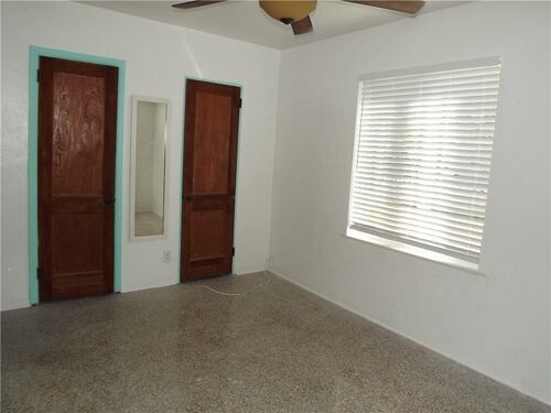 Foto del edificio - 705 SW 7th Ave