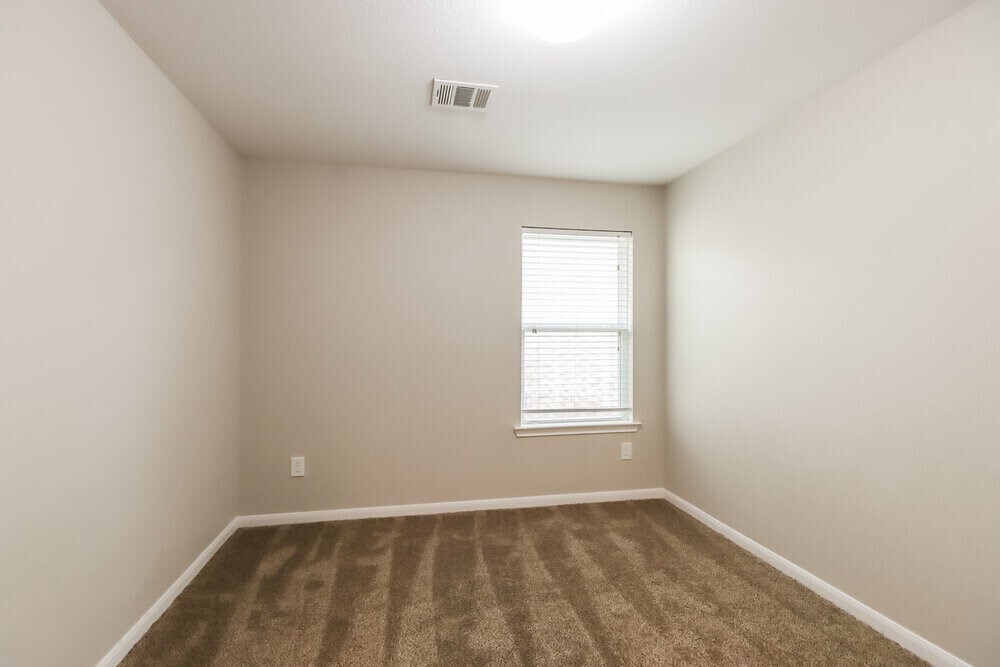 Foto del edificio - 21519 Kings Bend Dr