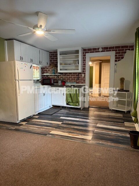 Foto del edificio - 1522 Central Ave
