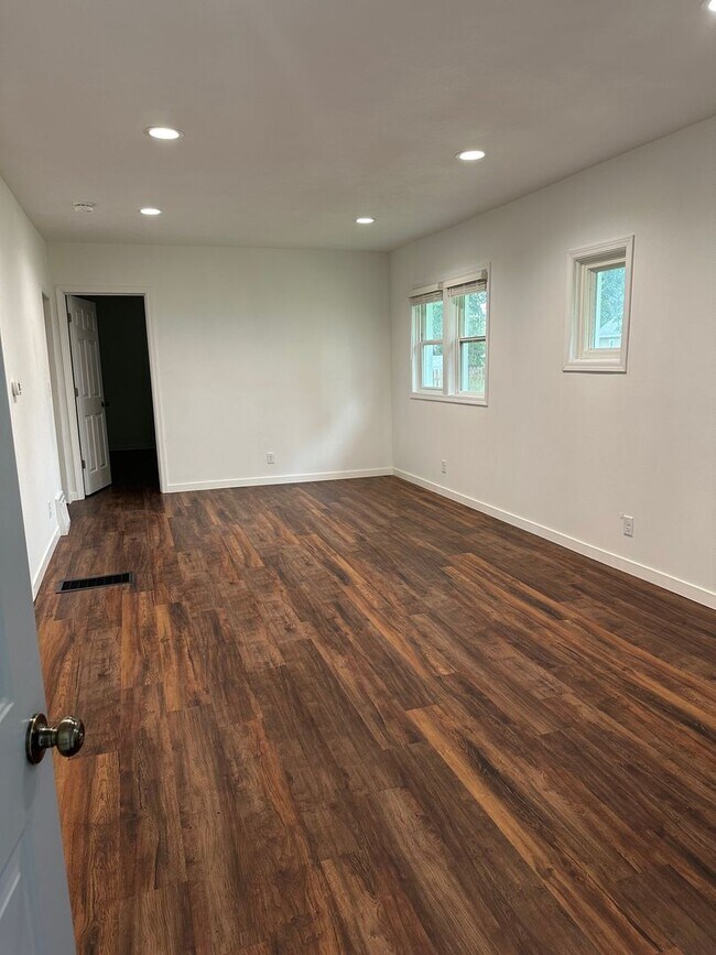 Foto del edificio - Remodeled 2 Bedroom House for Rent