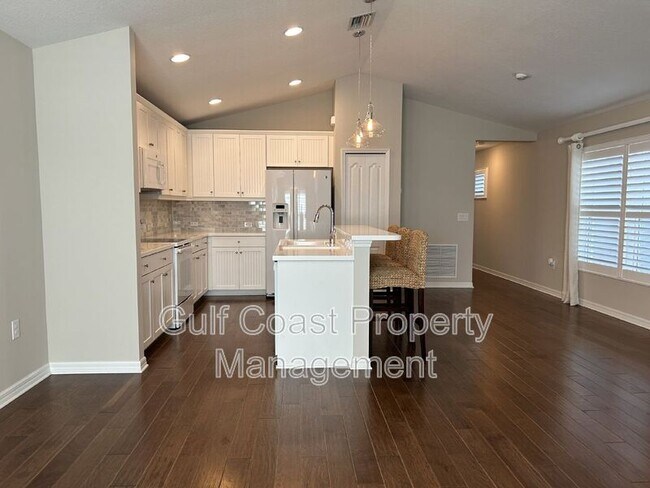 Building Photo - 12721 Sagewood Dr