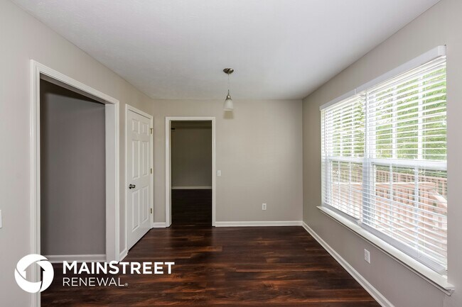 Foto del edificio - 5113 Greer Station Dr