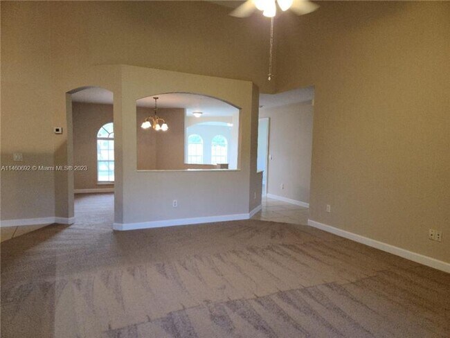 Foto del edificio - 4485 SW Masefield St