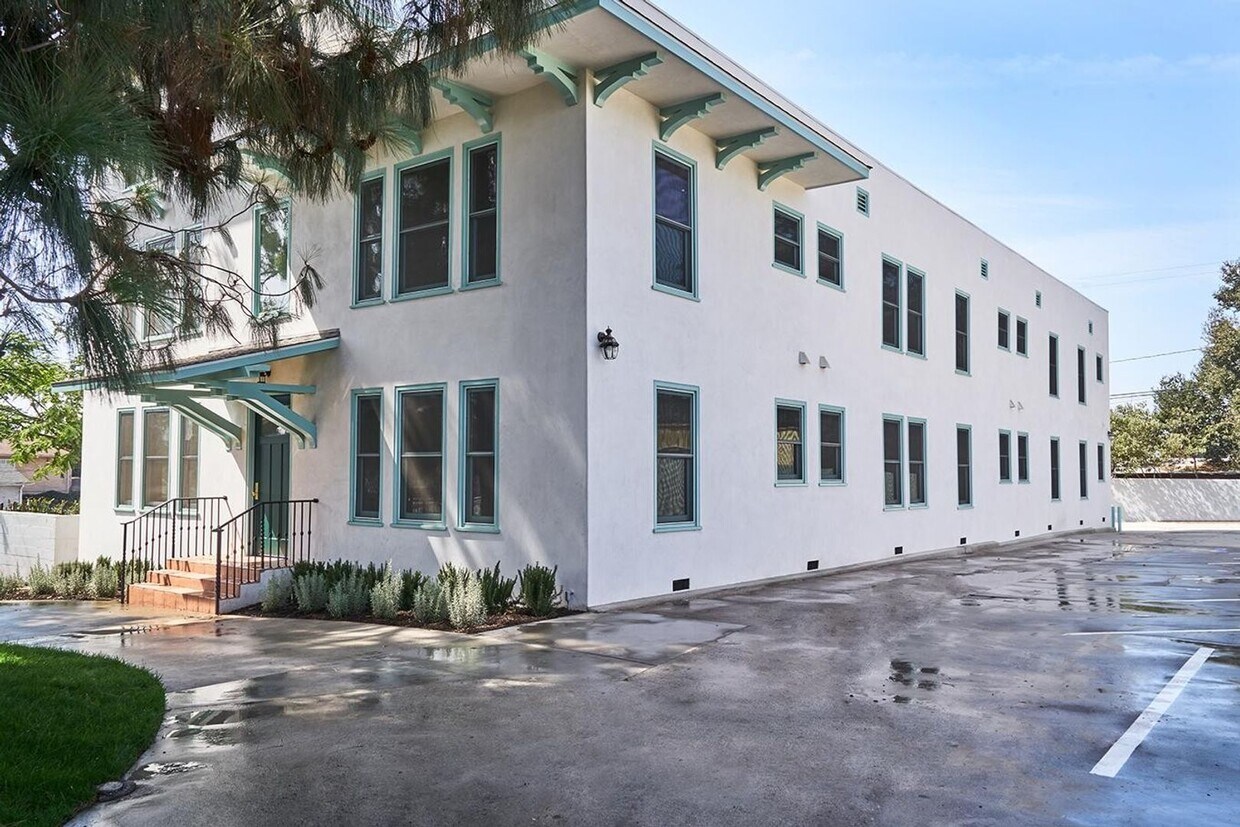 Primary Photo - 2191 El Sereno Ave