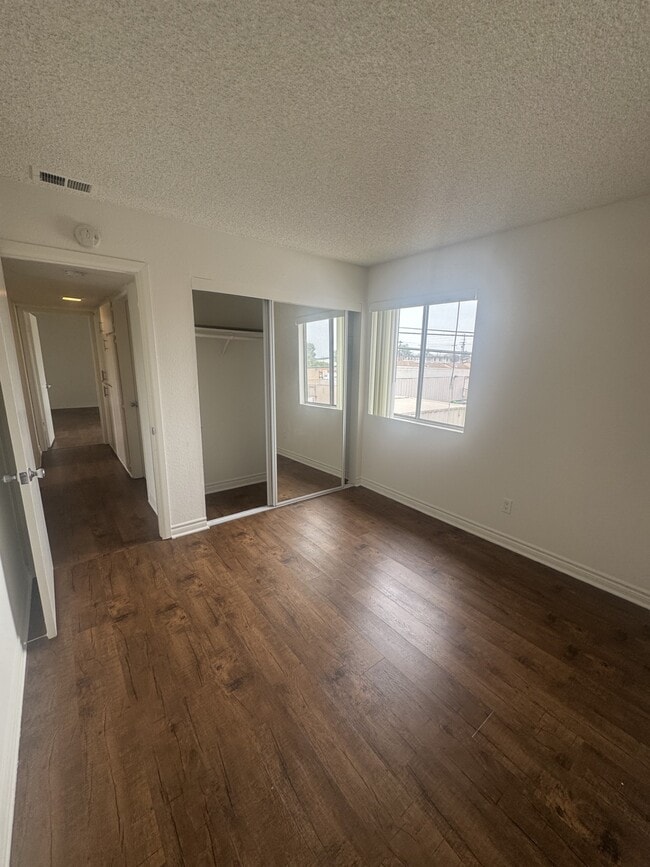 Building Photo - Park Ridge Apartments