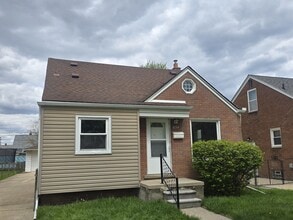 Building Photo - 854 Harrison Blvd