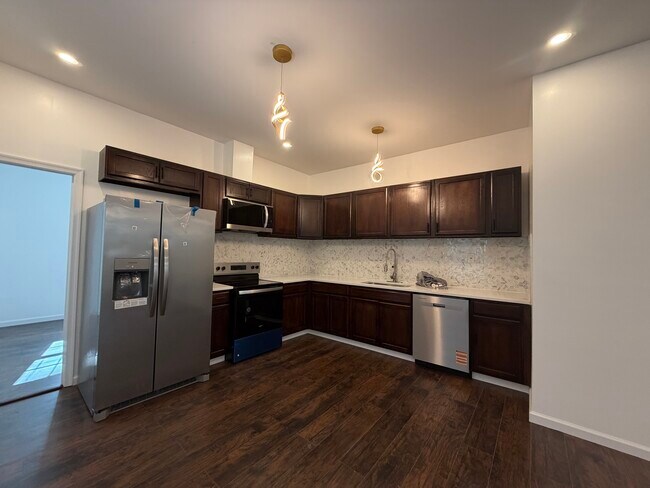 Foto del edificio - 1438 Ferndale Ave