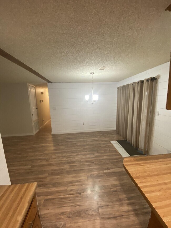 Foto del edificio - 2 Palmer Dr