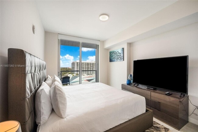 Building Photo - 3900 Biscayne Blvd