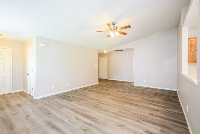Foto del edificio - 10673 Hoosier Ct