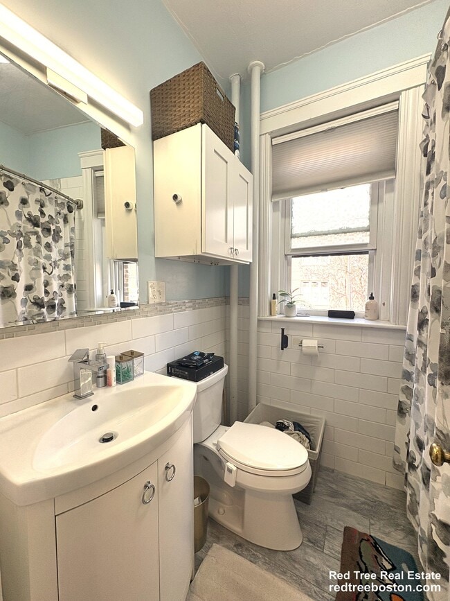 Photo - 72 Strathmore Rd Apartment