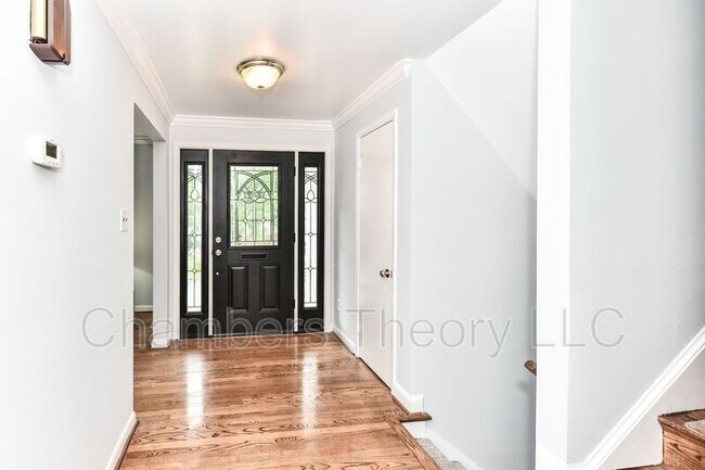 Building Photo - 6158 Loch Raven Dr