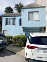 Building Photo - 634 Corbett Ave