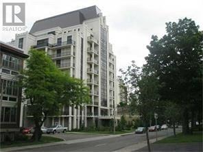 Building Photo - 90 Charlton Ave W