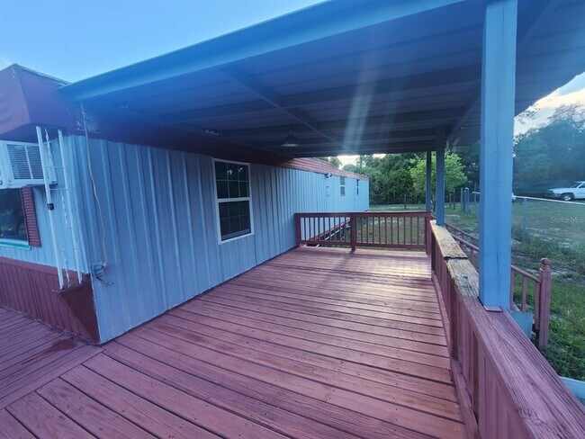 Foto del edificio - 17155 SW 17th Cir