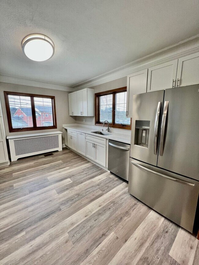 Foto del edificio - Charming Allison Park 3-bedroom, 1.5-bath ...