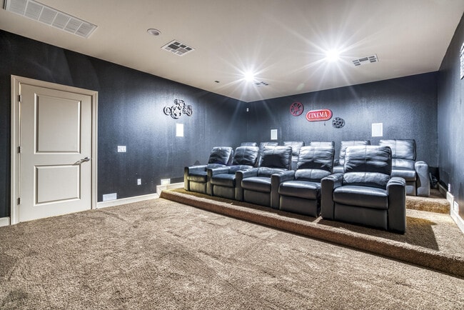 Foto del edificio - Paddock at Norwood