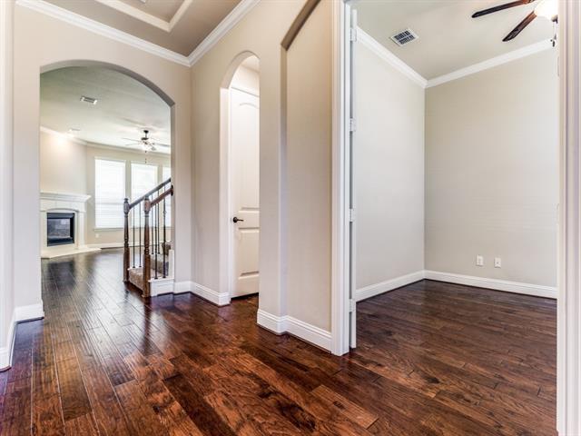 Building Photo - 9105 Waters Ln