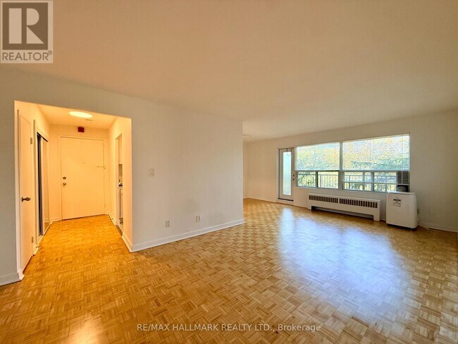 Building Photo - 28 Upper Canada Dr