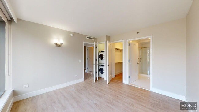 Foto del edificio - 237 E 34th St