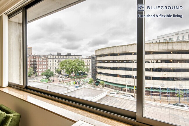 Foto del edificio - 221 Massachusetts Ave