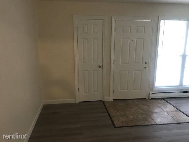 Building Photo - Midway Apartments